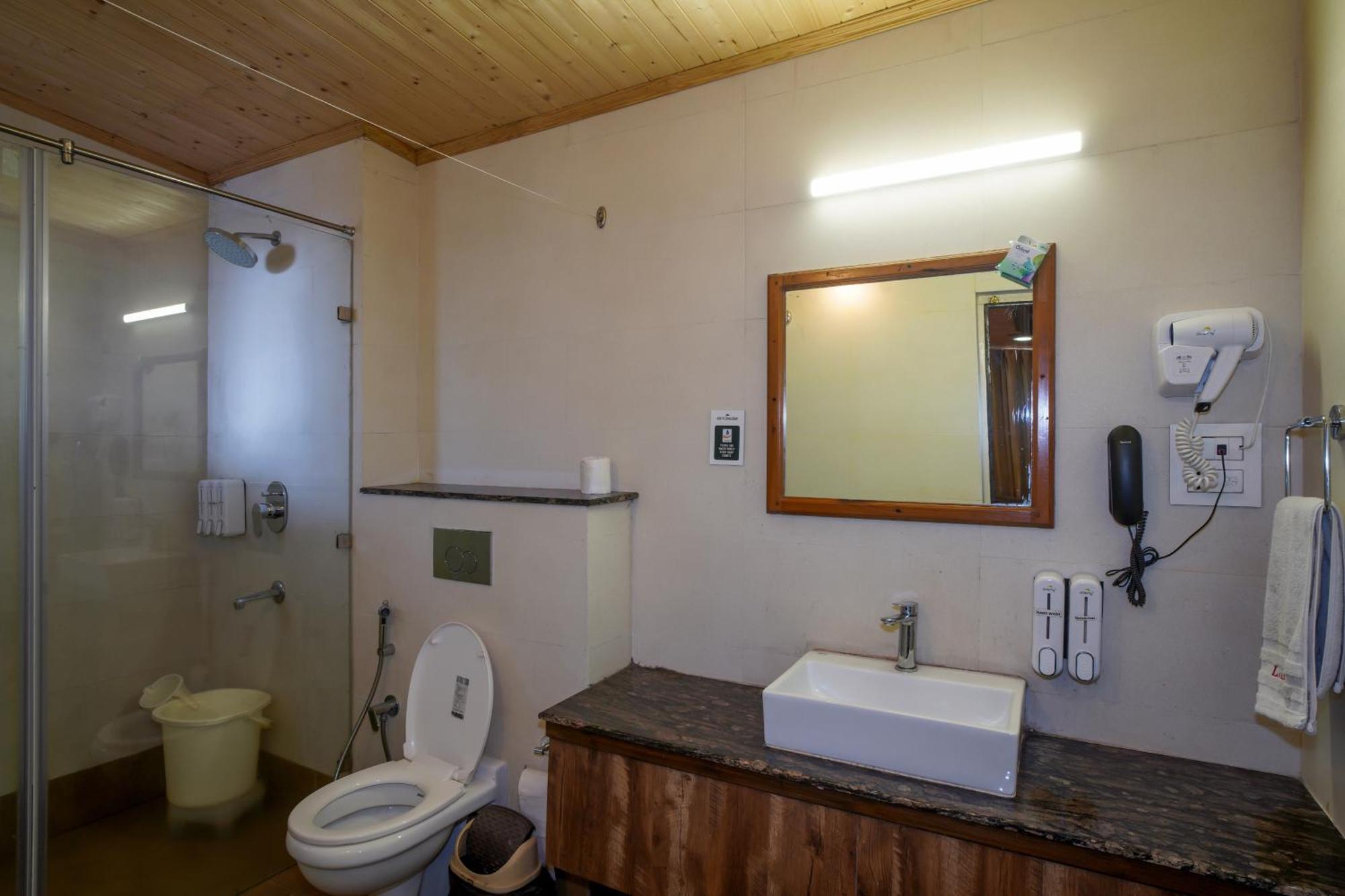 Vilasa Lall Ji Resort Dalhousie Exterior foto